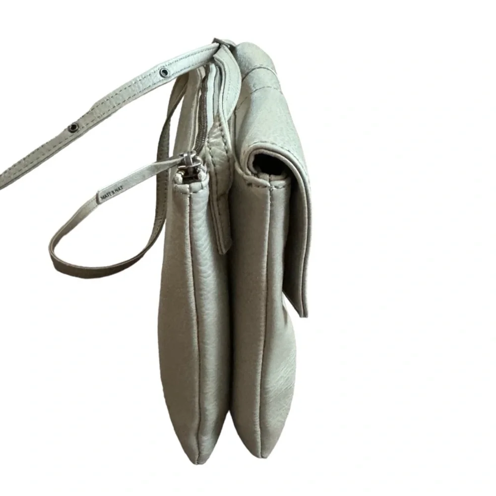 Matt & Nat Eeha Dwell Vegan Leather Adjustdbable Strap Crossbody Purse